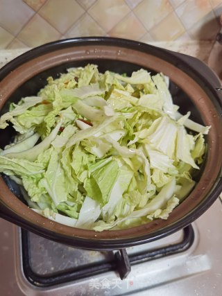 白菜粉丝肉丸煲的做法步骤：5