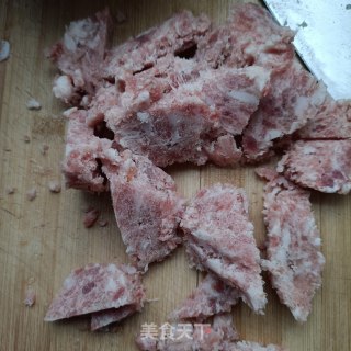 白萝卜汆肉丸的做法步骤：2