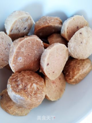 蔬菜鱼丸汤的做法步骤：3