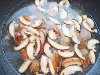 蔬菜鱼丸汤的做法步骤：8