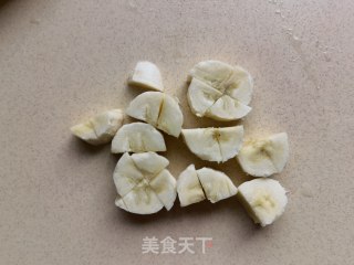 火龙果香蕉坚果酸奶昔的做法步骤：4