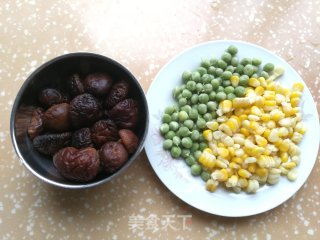 鸡腿香菇土豆焖饭的做法步骤：4