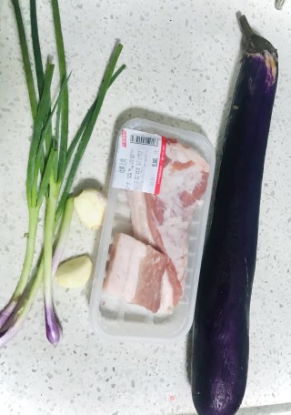肉末茄龙的做法步骤：1