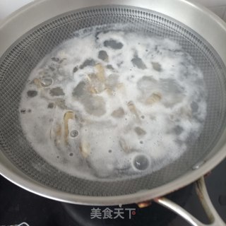 蒜蓉蛏子粉的做法步骤：4