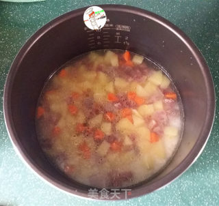 什锦香肠焖饭的做法步骤：7