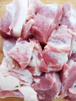 猪肉韭菜锅贴的做法步骤：1