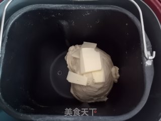 巧克力果干面包的做法步骤：4