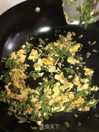 茶叶芽炒蛋的做法步骤：4