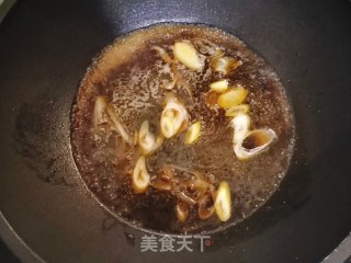 糖醋带鱼的做法步骤：5