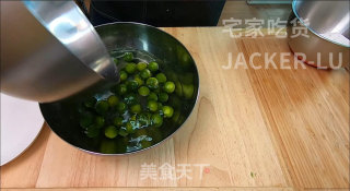 糖渍小青柠加柠檬，炎炎夏日，来一杯酸酸甜甜小青柠茶，去火又甜蜜！的做法步骤：2