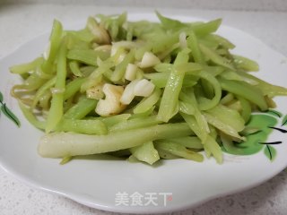 蒜蓉莴笋的做法步骤：9