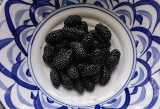 桑椹奶昔的做法步骤：3