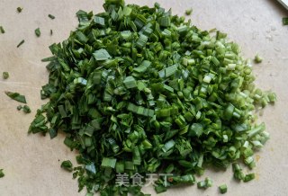 槐花韭菜猪肉饺的做法步骤：8