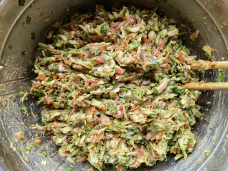 槐花韭菜猪肉饺的做法步骤：14