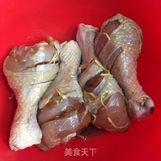酱香鸡腿的做法步骤：2
