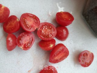 西兰花鸡腿肉沙拉的做法步骤：3