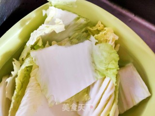 粉丝炒白菜的做法步骤：1