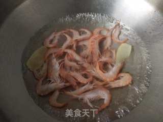 白灼河虾的做法步骤：3