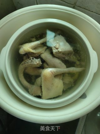 绿豆炖排骨鸽子汤的做法步骤：5