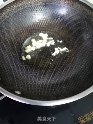 家常蒜蓉萝卜苗的做法步骤：6