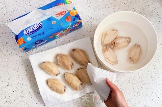 盐焗鸡翅的做法步骤：4