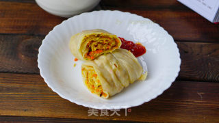 胡萝卜鸡蛋菜卷的做法步骤：10