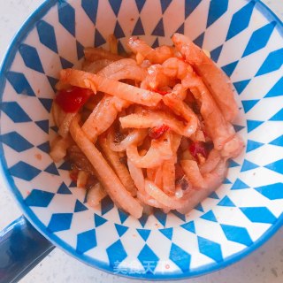 鸡肉炒蒜苔的做法步骤：2