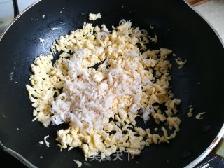 虾皮韭菜鸡蛋饺的做法步骤：5