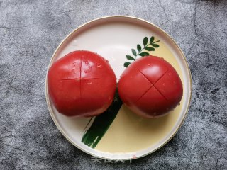西红柿黄瓜凉饸烙的做法步骤：2