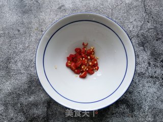 麻酱荆芥的做法步骤：4