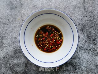 麻酱荆芥的做法步骤：5