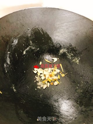 让你舔盘的鸡蛋炒面的做法步骤：8
