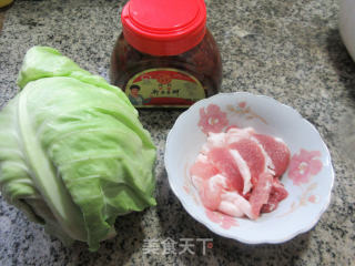 肉片牛心菜炒铁棍山药粉条的做法步骤：2