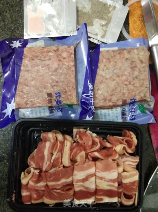 清水煮牛肉火锅的做法步骤：1