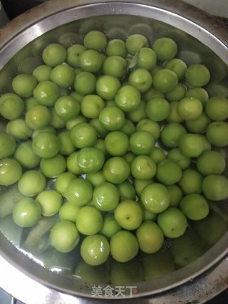 季节淹酸李子！的做法步骤：2