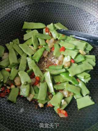 扁豆炒肉的做法步骤：4