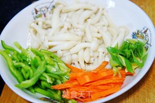 鸡胸肉炒白玉菇的做法步骤：4