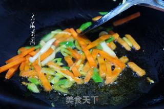 鸡胸肉炒白玉菇的做法步骤：6