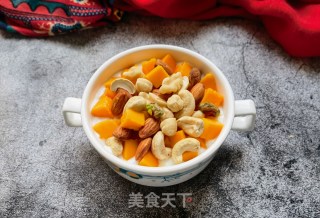 坚果芒果酸奶杯的做法步骤：9