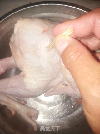 电饭煲烧鸡的做法步骤：2