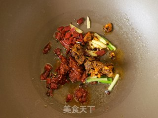 青花椒水煮鱼的做法步骤：7