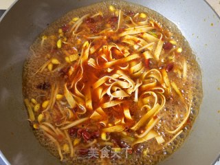 青花椒水煮鱼的做法步骤：10