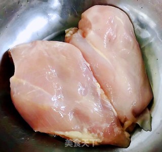 孜然香辣鸡丁的做法步骤：1
