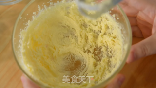 香甜柔软的椰蓉吐司，每一口都能吃到超多的椰蓉馅料！的做法步骤：5