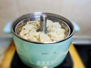 猪肉胡萝卜杏鲍菇蒸饺的做法步骤：6