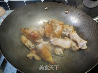 黄豆焖猪蹄的做法步骤：6