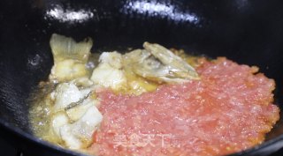 番茄鲈鱼的做法步骤：7