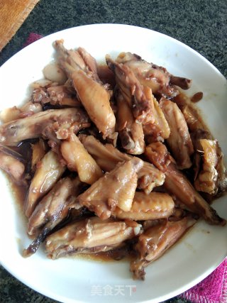 电饭煲香甜鸡翅的做法步骤：8