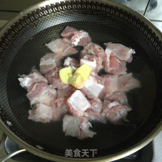 猴头菇排骨汤的做法步骤：3