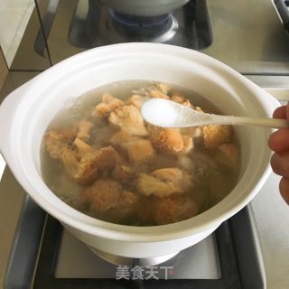 猴头菇排骨汤的做法步骤：7